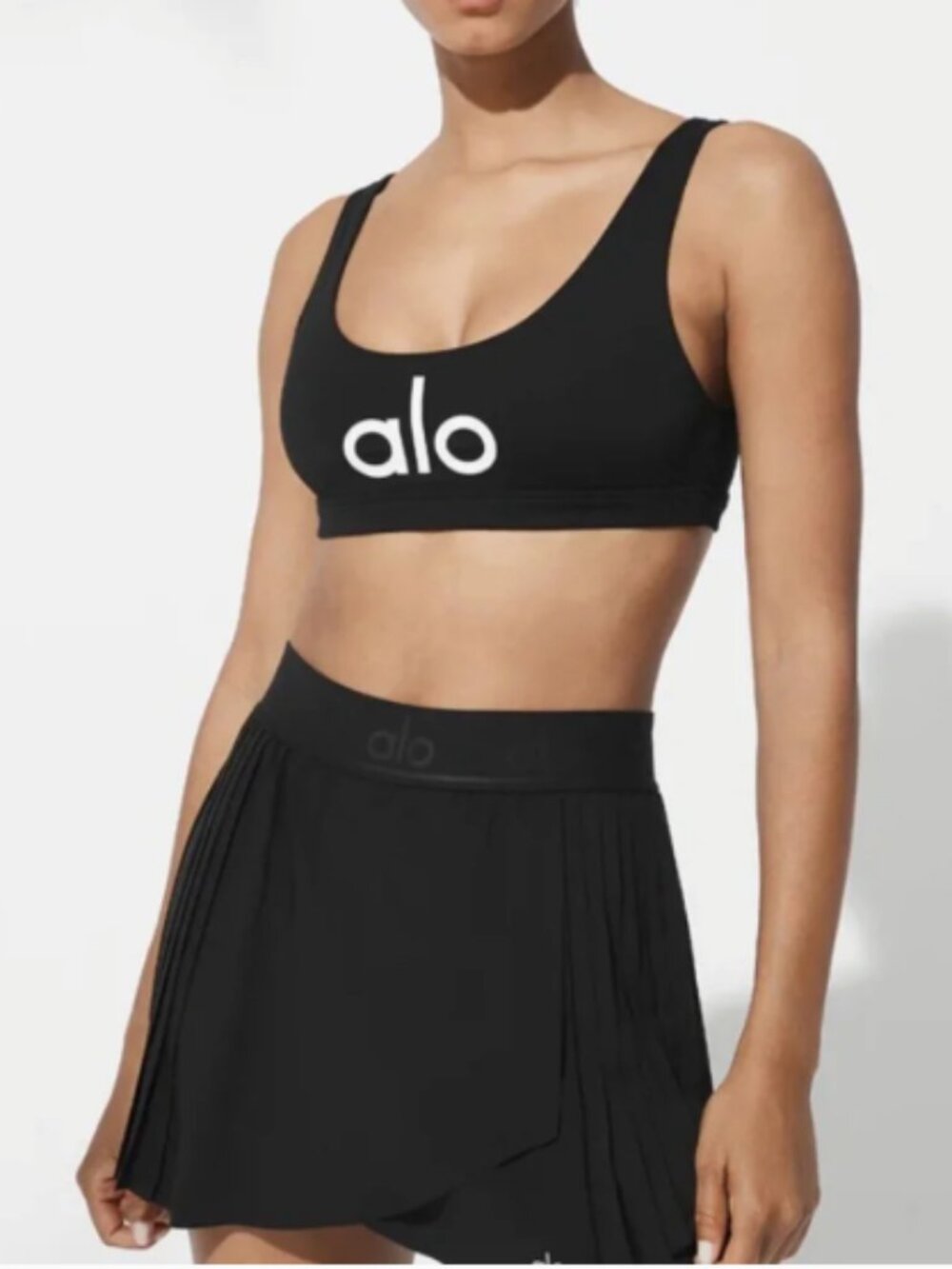 ALO Yoga Ambient Logo Bra NWT